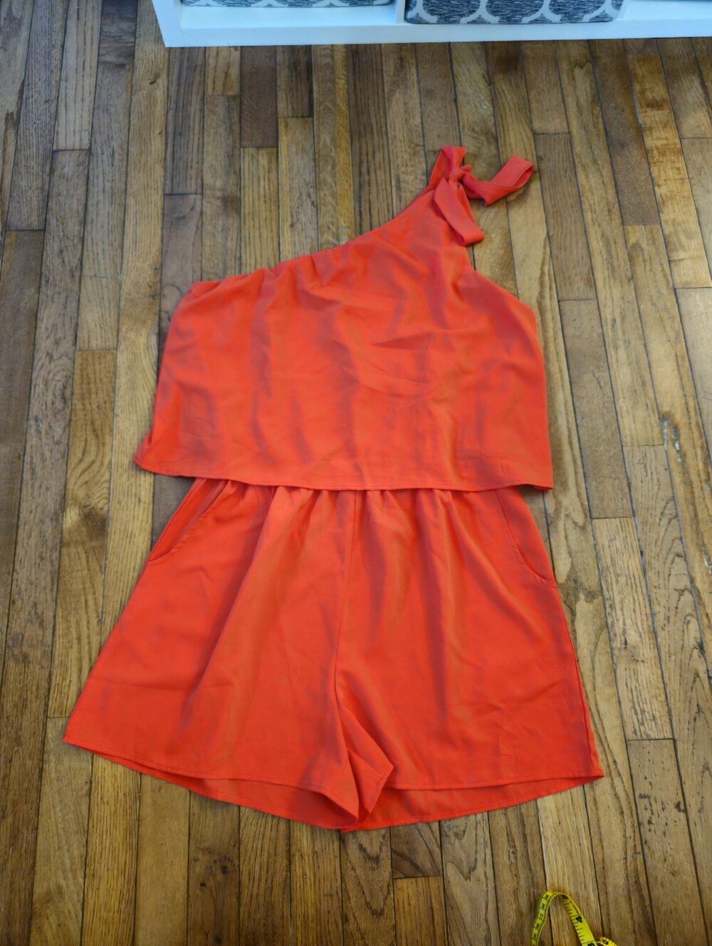 New Women's Large/XL Coral/Pink One Shouler Style Romper Layered